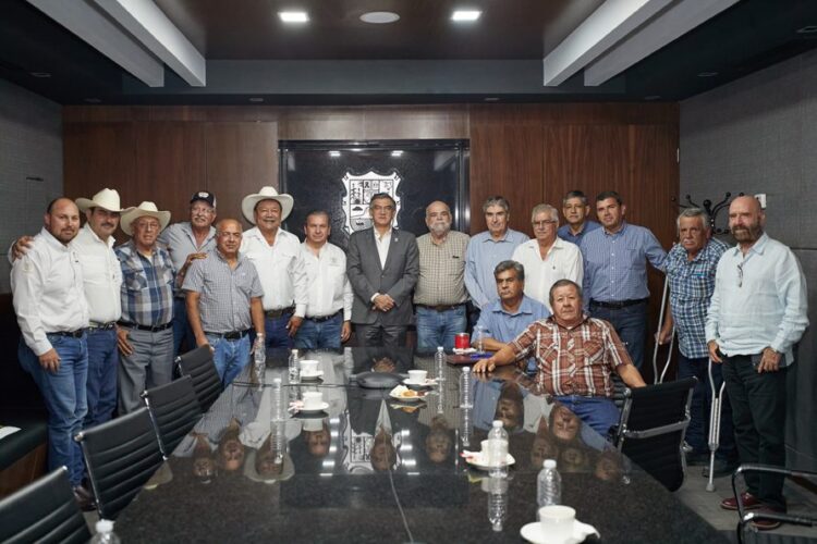 Habrá trasvase de “El Cuchillo” a “Marte R. Gómez”, dice AVA a agricultores del 026