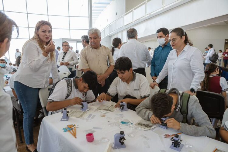 Inauguran Jornada de Ciencia y Tecnología para Niños y Jóvenes