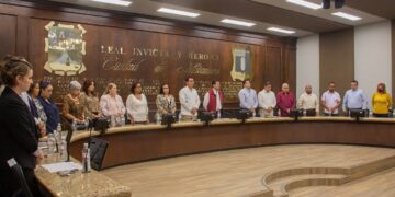 Cabildo de Matamoros rinde homenaje póstumo a madre de 8vo. Regidor