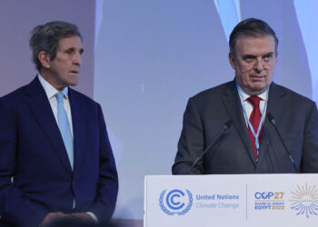 México anuncia nuevo recorte de emisiones e inversión verde en COP27