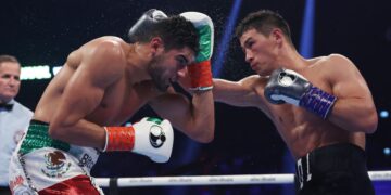 Se impone Bivol al Zurdo Ramírez