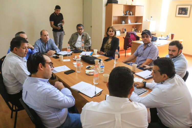 Se reúne Gattás con empresarios para explicar la Ley de Ingresos 2023