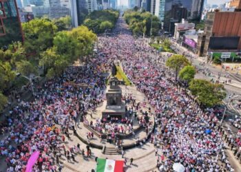 Marcha por INE, un striptease público del conservadurismo: AMLO