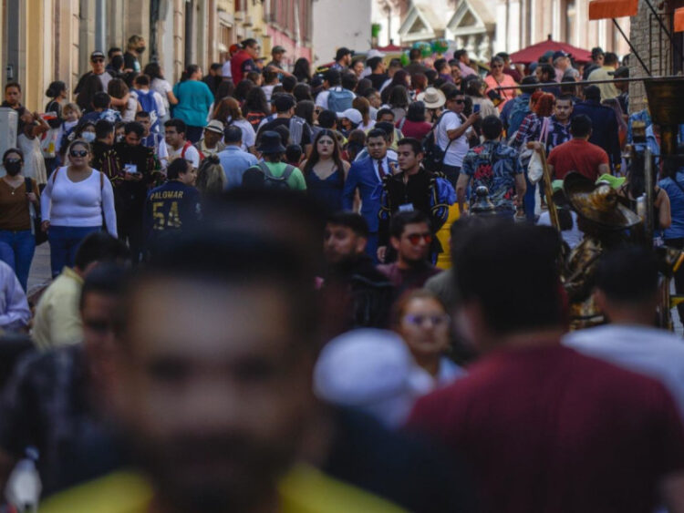 Población mundial llega a los 8 mil millones de habitantes