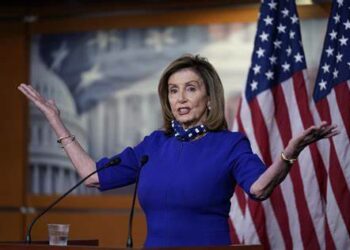 Deja Nancy Pelosi liderazgo demócrata; renuncia a la presidencia del partido