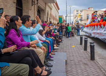 Vive Matamoros con fervor fiesta tradicional mexicana “La Huesuda 2022” 