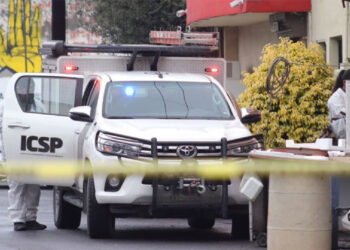 Mujer mata a su pareja y después se quita la vida de un balazo en Monterrey