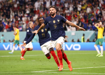 Francia derrota 4-1 a Australia y es líder de su grupo en Qatar 2022