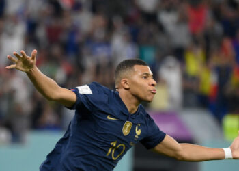 Francia consigue su clasificación a octavos de final tras batir a Dinamarca