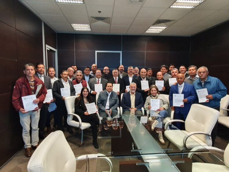 Trabaja Secretaría de Obras Públicas para concluir 22 acciones  en 14 municipios