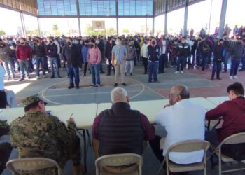 Realizan autoridades militares y municipales sorteo para servicio militar de la clase 2004 y remisos