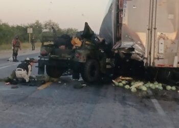 Mueren seis militares en accidente carretero