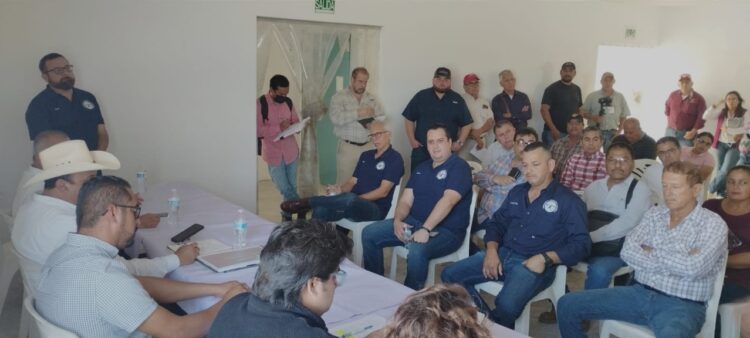Atiende Gobernador problemática de sector pesquero de la laguna madre: Cerezo Ruiz