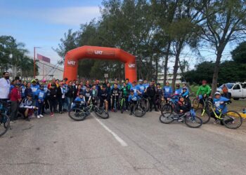 Realiza UAT actividad sobre ruedas por una movilidad sustentable