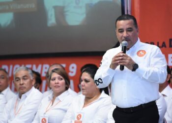 Mantienen unidad en torno a Abelardo Ibarra