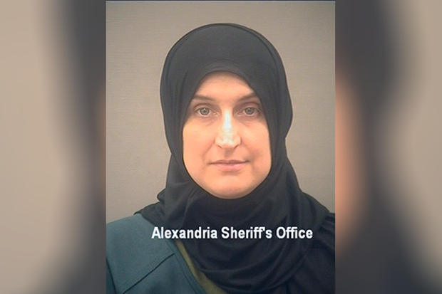 Dan 20 años de cárcel a norteamericana como terrorista de ISIS