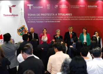 Impulsa María de Villarreal acciones para erradicar la violencia de género.