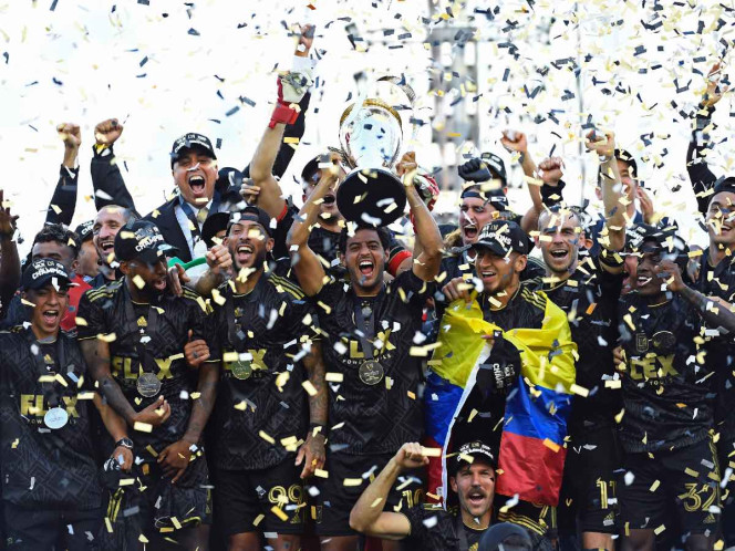 Carlos Vela consigue su primer título a nivel de clubes, LAFC campeón