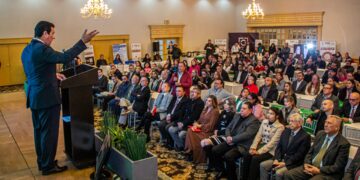 Convoca Alcalde Mario López a profesionistas inmobiliarios a trabajar en unidad por Matamoros