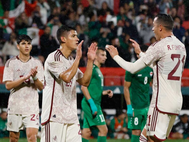 México golea 4-0 a Irak en amistoso previo al Mundial de Qatar 2022