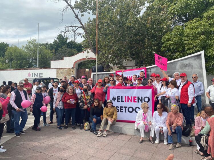 Se une Tamaulipas con marcha a favor del INE