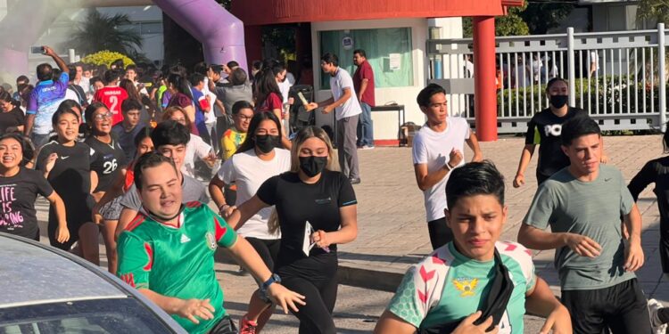 Se suma Municipio a los festejos del CBTIS 236