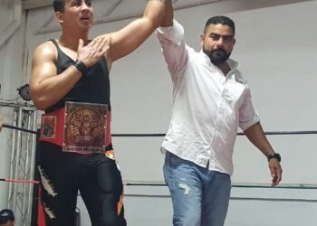 Obtiene Black Faller cinturón como campeón de Victoria