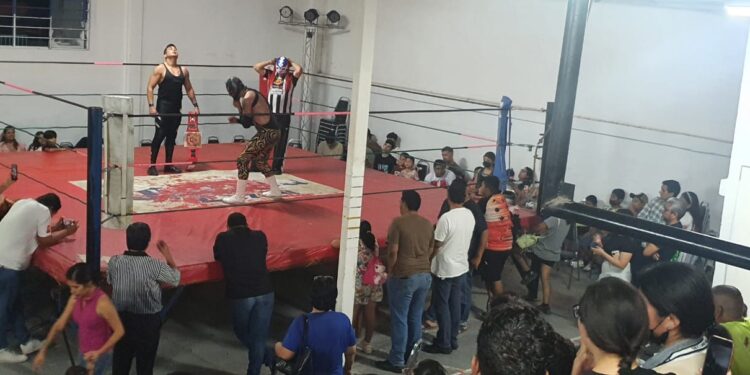 Obtiene Black Faller cinturón como campeón de Victoria