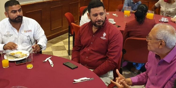 Acuerdan Gobierno Municipal y Estatal trabajo conjunto en impulso al deporte