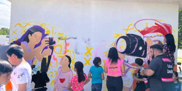 Exponen trabajo, talento y creatividad en espacio deportivo de la Colonia Moderna