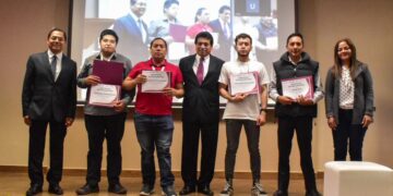 Felicita SET a estudiantes tamaulipecos ganadores del Concurso Nacional de “Spelling Bee”
