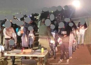 Detienen en Texas a mas de 200 migrantes