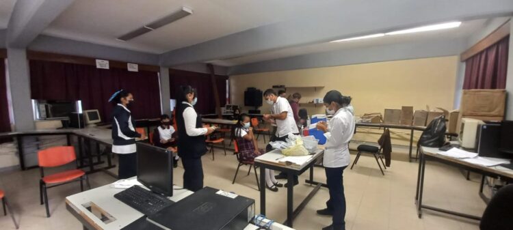 Amplía Salud la jornada de vacunación contra el Virus del Papiloma Humano