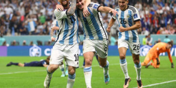 Argentina y Messi derrotan 3-0 a Croacia y avanzan a final de Qatar 2022