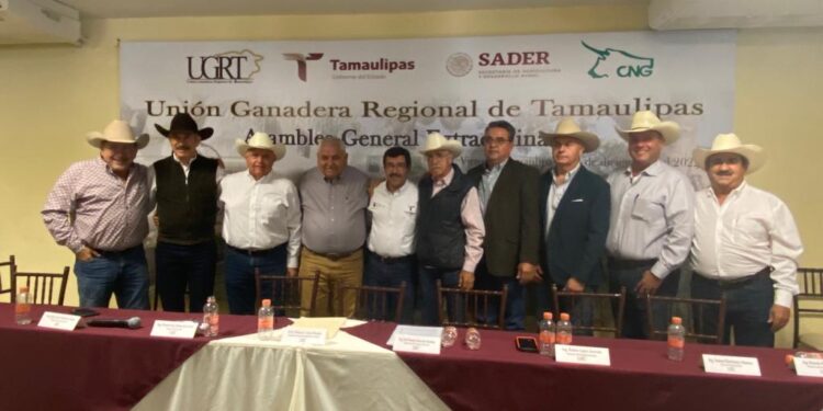 Rinde protesta José Guerrero Gamboa como líder de ganaderos en Tamaulipas