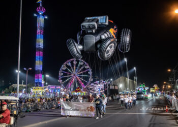 Desfile navideño deja 18 MDD anuales a McAllen
