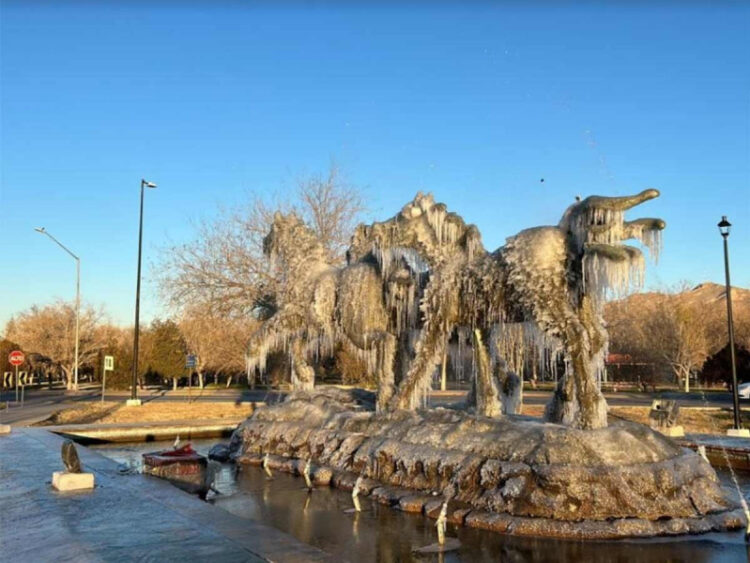 Nieve, aguanieve y temperatura de -10 grados en Chihuahua