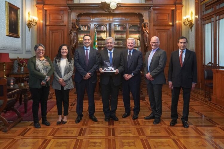 Reitera Aptiv ante AMLO compromiso con el desarrollo de talento y operaciones en México