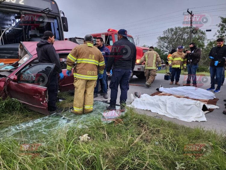 Mueren cuatro miembros de familia en choque carretero en Valle Hermoso