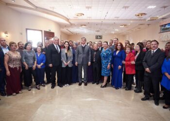 Estoy del lado de los trabajadores del sector salud: Américo Villarreal