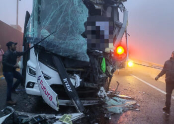 Choque de autobuses de pasajeros en Hidalgo deja 15 heridos
