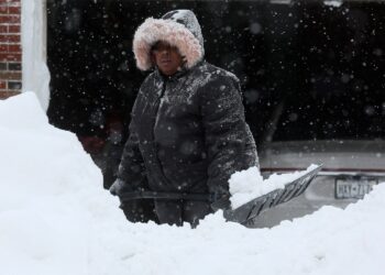 Suman 47 muertos en Estados Unidos por la fuerte tormenta invernal