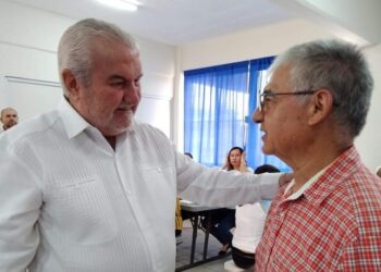 Sí hay abusos de servidores públicos, población debe denunciar: Contralor Porteño