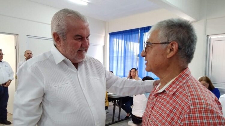 Sí hay abusos de servidores públicos, población debe denunciar: Contralor Porteño