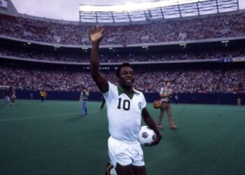 Murió de cáncer  de colon Pelé, el último rey del futbol, a los 82 años