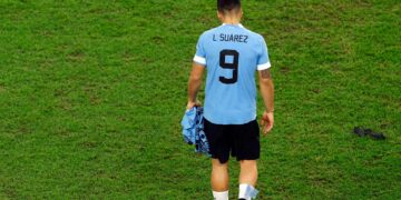 Uruguay derrota 2-0 a Ghana pero dice adiós al Mundial