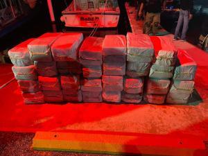 Intercepta EU 902 kilos de cocaína en el Caribe