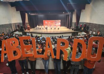 Van en Nuevo Laredo por la dignificación del SNTE