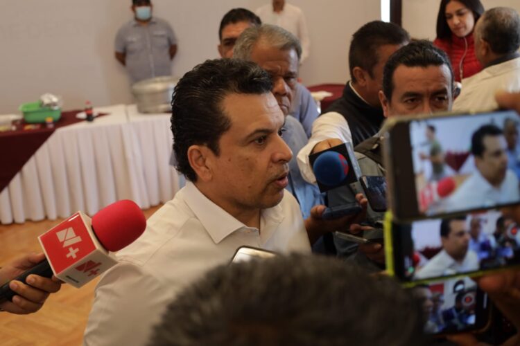 Pide alcalde de Victoria celebrar fiestas navideñas con responsabilidad