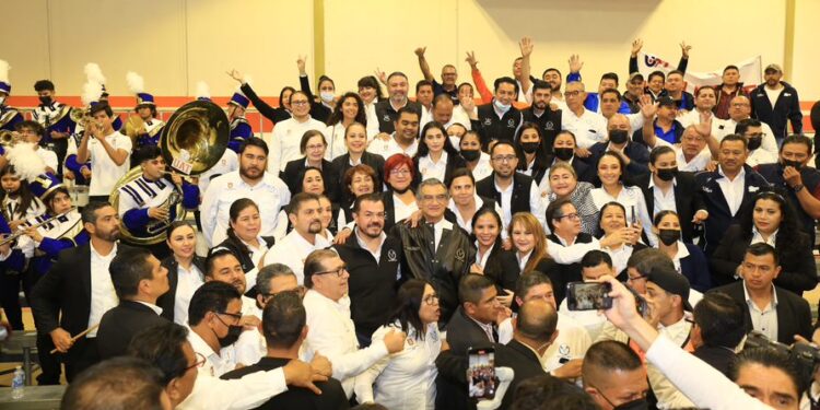 Preside Gobernador Américo Villarreal ceremonia de 72 aniversario de la UAT